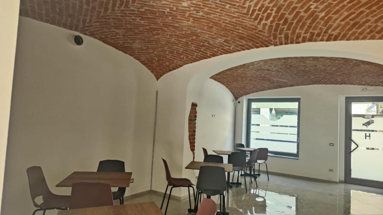 Novara Exteriör bild