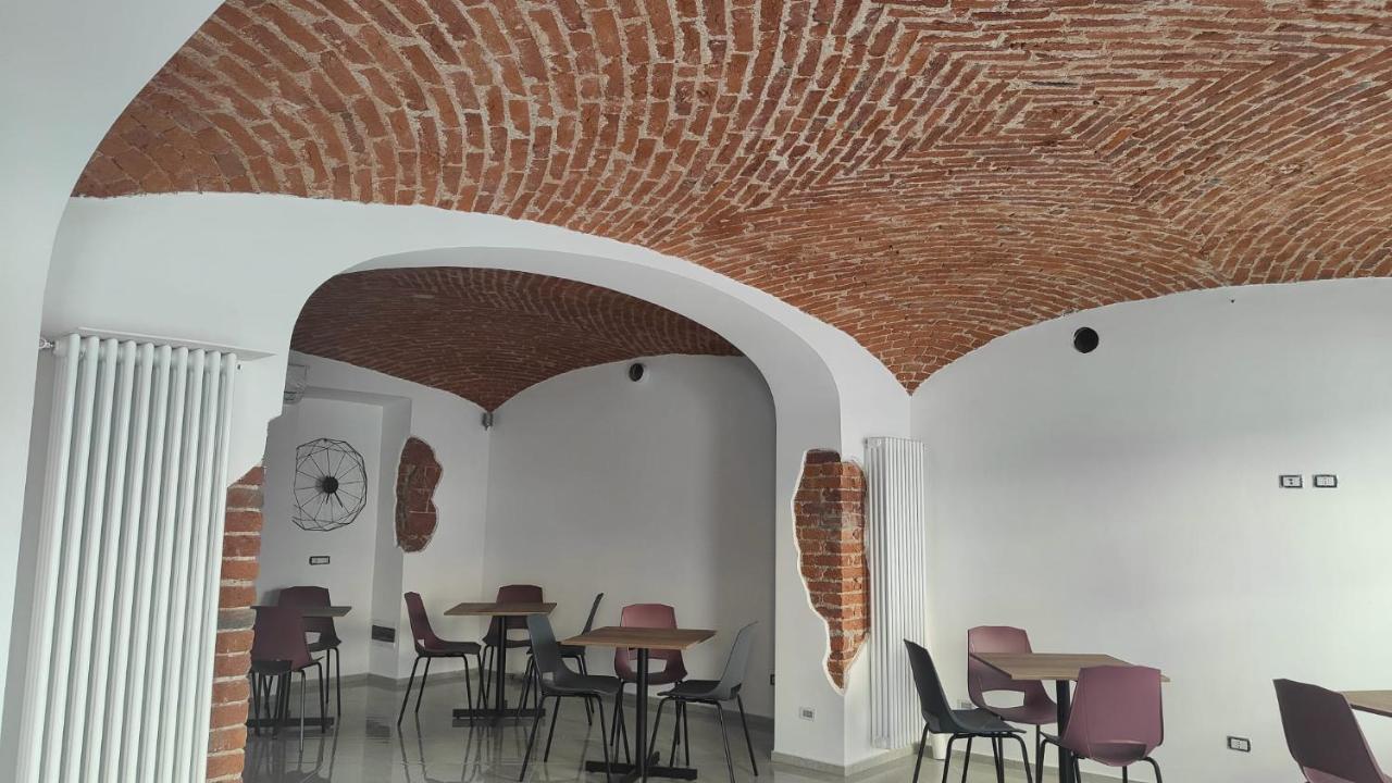 Novara Exteriör bild